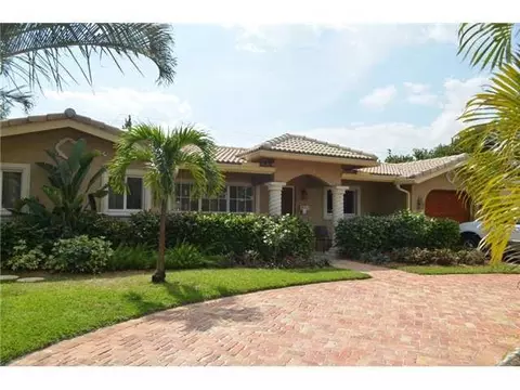 2750 NE 53rd Ct, Lighthouse Point, FL 33064 photo 1