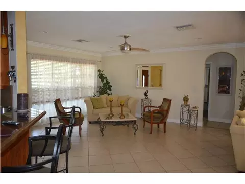 2750 NE 53rd Ct, Lighthouse Point, FL 33064 photo 3