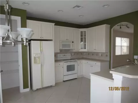 5055 SE Askew Ave, Stuart, FL 34997 photo 5