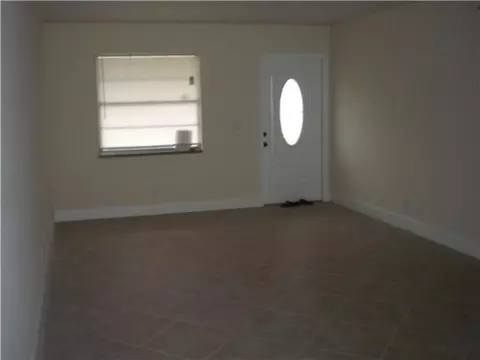 1202 Mohican Blvd, Jupiter, FL 33458 photo 3