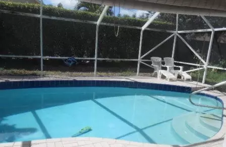91 Maple Ln, Boynton Beach, FL 33436 photo 9