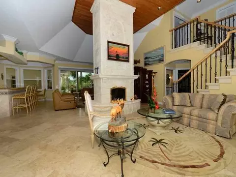906 Dolphin Dr, Jupiter, FL 33458 photo 8