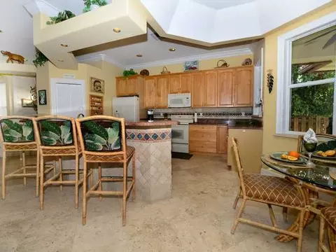 906 Dolphin Dr, Jupiter, FL 33458 photo 11