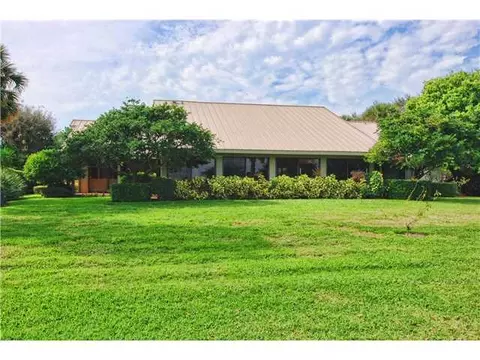 6151 SE Winged Foot Dr, Stuart, FL 34997 photo 2
