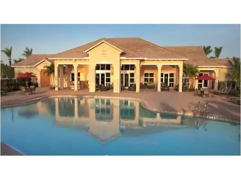 119 Manor Cir, Jupiter, FL 33458 photo 4