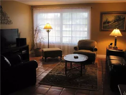210 E Cir, Jupiter, FL 33458 photo 2