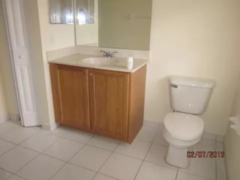 211 E Thatch Palm Cir, Jupiter, FL 33458 photo 9