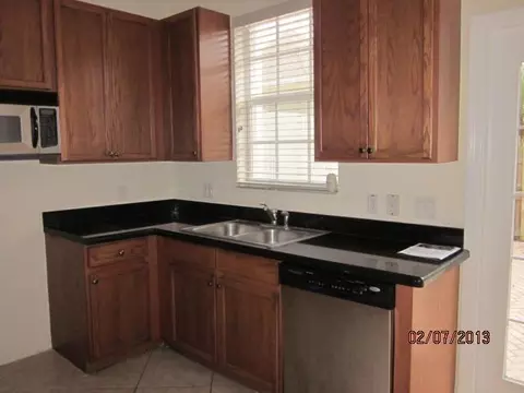 211 E Thatch Palm Cir, Jupiter, FL 33458 photo 4