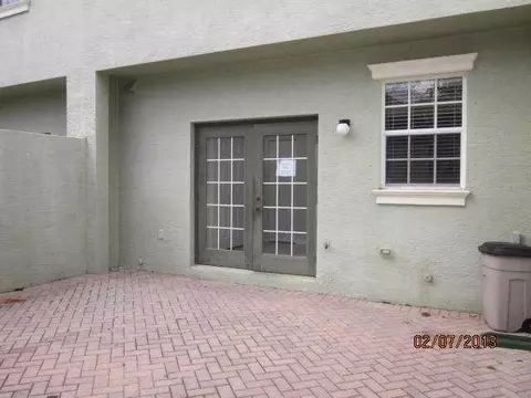 211 E Thatch Palm Cir, Jupiter, FL 33458 photo 5