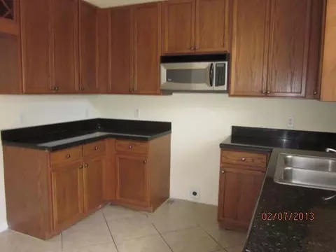 211 E Thatch Palm Cir, Jupiter, FL 33458 photo 3