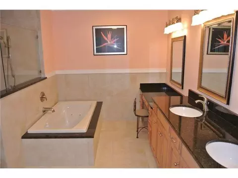 111 Cape Pointe Cir, Jupiter, FL 33477 photo 5