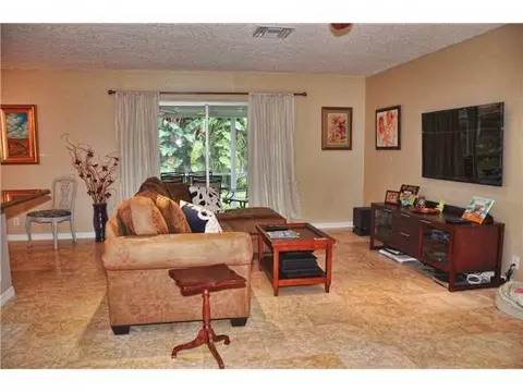 356 Mars, Tequesta, FL 33469 photo 5
