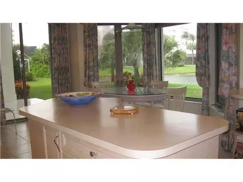 138 Rotunda Dr, Jupiter, FL 33477 photo 5