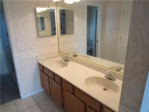 4008 SE Jacaranda St, Stuart, FL 34997 photo 5