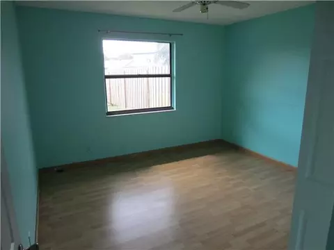 4008 SE Jacaranda St, Stuart, FL 34997 photo 9