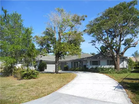 7 Paddock Cir, Jupiter, FL 33469 photo 1