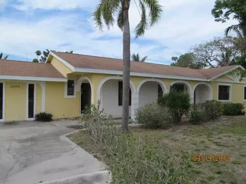 5609 SE Horseshoe Point Rd, Stuart, FL 34997 photo 1