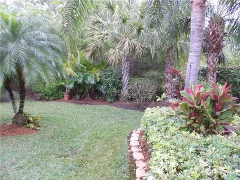 804 SW Tamarrow Pl, Stuart, FL 34997 photo 5