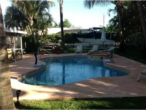260 River Dr, Tequesta, FL 33469 photo 11