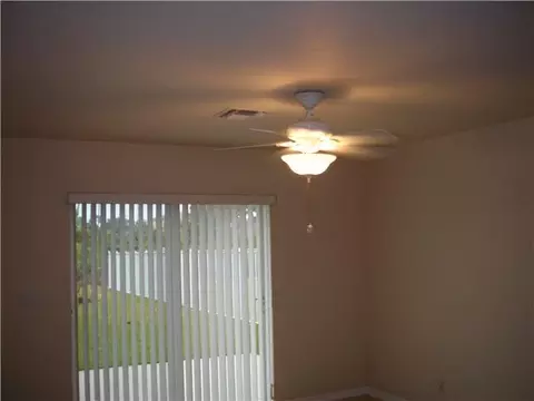 4561 SE Graham Dr, Stuart, FL 34997 photo 8