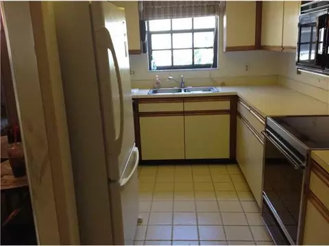 5903 Grafton Dr, Stuart, FL 34997 photo 4
