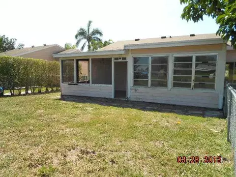 9249 Carma Dr, Boynton Beach, FL 33472 photo 2