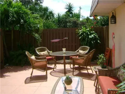 5828 SE Riverboat Dr, Stuart, FL 34997 photo 10