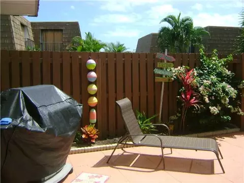 5828 SE Riverboat Dr, Stuart, FL 34997 photo 7