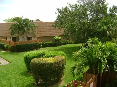 5828 SE Riverboat Dr, Stuart, FL 34997 photo 1