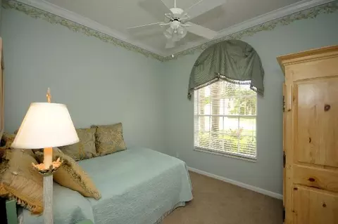 7675 N Eagle Point Dr, Delray Beach, FL 33446 photo 12