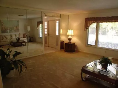 5322 Point Ln, Jupiter, FL 33458 photo 5