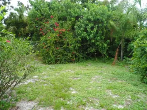 983 NW 12th Ter, Stuart, FL 34994 photo 9