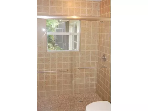 2082 SE Riverside Dr, Stuart, FL 34996 photo 18