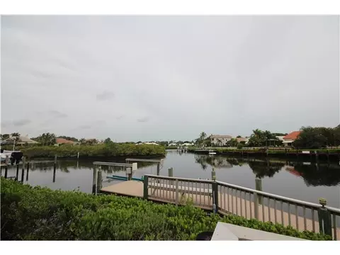 275 Regatta Dr, Jupiter, FL 33477 photo 2