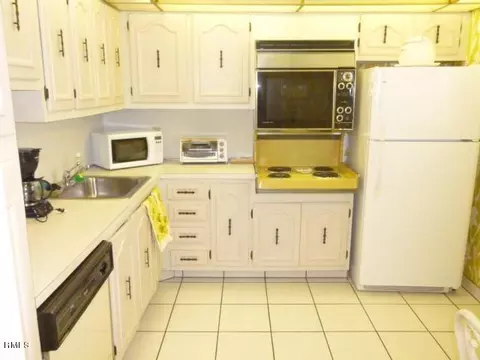 2520 1st Ct #207, Boynton Beach, FL 33435 photo 7