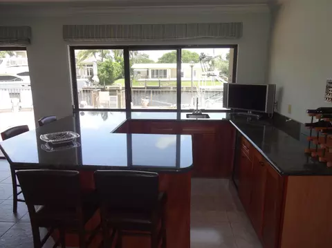 2911 NE 48th St, Lighthouse Point, FL 33064 photo 9