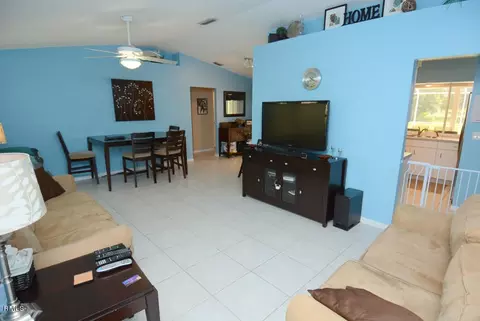 5471 SE Celestial Cir, Stuart, FL 34997 photo 3