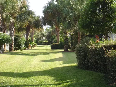275 Brier Cir, Jupiter, FL 33458 photo 16