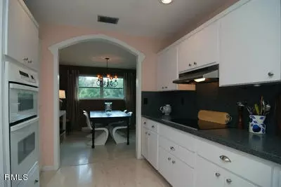 262 SEdgewood Dr, Stuart, FL 34996 photo 9