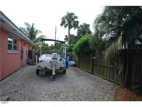 262 SEdgewood Dr, Stuart, FL 34996 photo 1