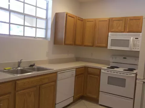 1424 W Wickham Cir UNIT B, Delray Beach, FL 33445 photo 2