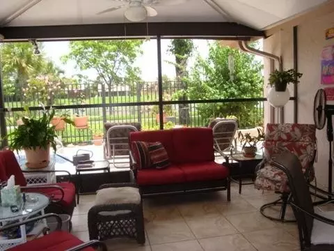 7579 Sierra Dr E, Boca Raton, FL 33433 photo 5