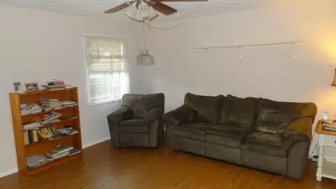 1040 SE Buttonwood Cir, Stuart, FL 34997 photo 10