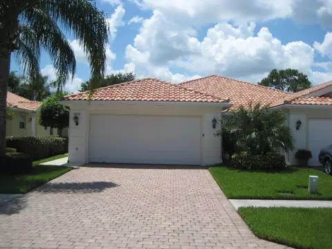 1012 SW Tamarrow Pl, Stuart, FL 34997 photo 1