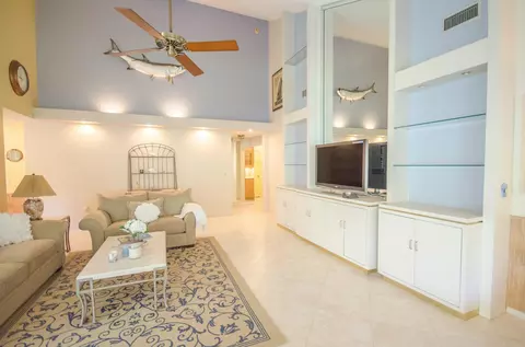 122 Seashore Dr, Jupiter, FL 33477 photo 3