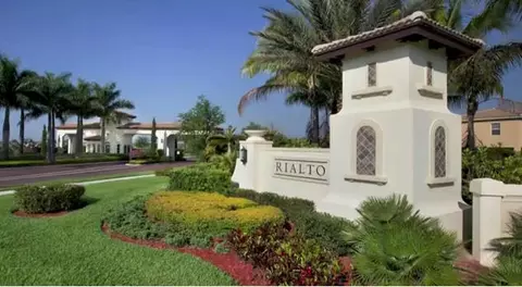 153 Citadel Cir, Jupiter, FL 33458 photo 2