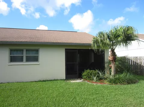 4189 SE Jacaranda St, Stuart, FL 34997 photo 2