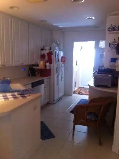 141 Ashley Ct, Jupiter, FL 33458 photo 3