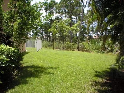4261 SE Graham Dr, Stuart, FL 34997 photo 8