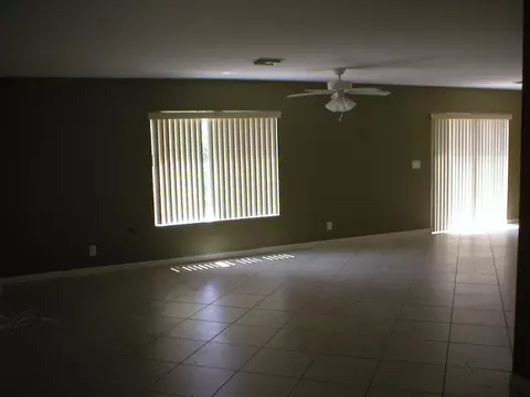 4261 SE Graham Dr, Stuart, FL 34997 photo 9